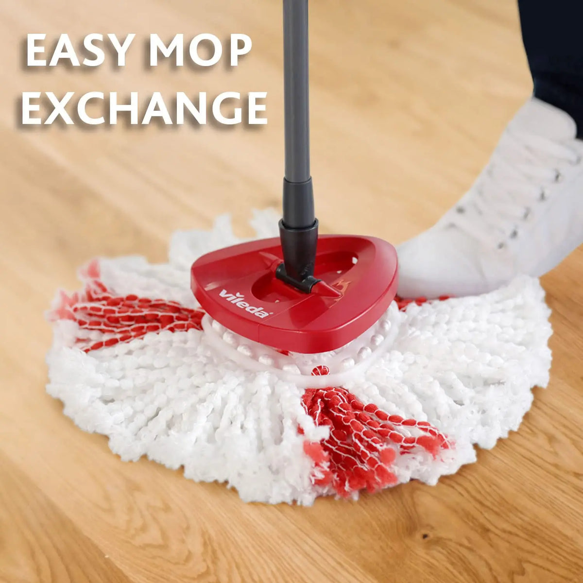 Sistema di Pulizia Pavimenti Vileda Turbo con Secchio e Pedale, Mop in Microfibra 2-in-1, Piastra Triangolare a 360° °   Manico Telescopico