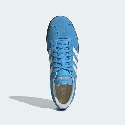 Sneakers Adidas Fresh Blue Tone - Scarpe sportive casual retrò con tre strisce classiche e striscia bianca JS4594