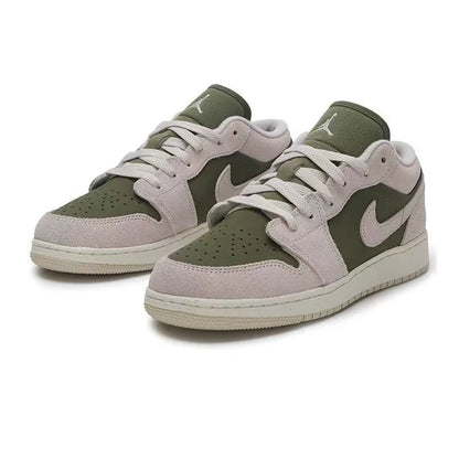 Sneakers basse Nike bianche, grigie e verde oliva, modello AJ1 Retro Patchwork, casual, versatili e di tendenza, HV4396-201