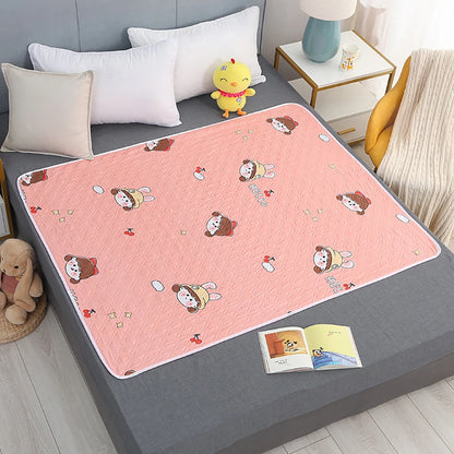 Tappetino per Cambio Pannolini 80x120cm a 4 Strati con Motivo Dinosauro e Cuore, Impermeabile e Lavabile, per Protezione Notturna e Mestruale, Cura del Bambino