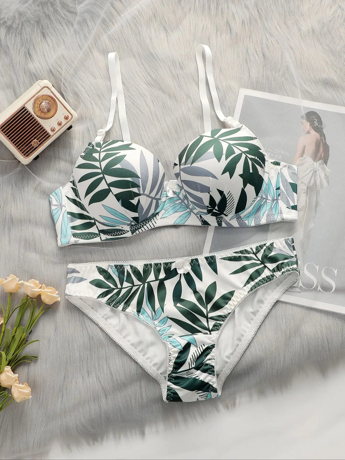 Set di biancheria intima sexy da donna Set di biancheria intima con anello in acciaio con raccolta di 3/4 tazze di foglie stampate A2137