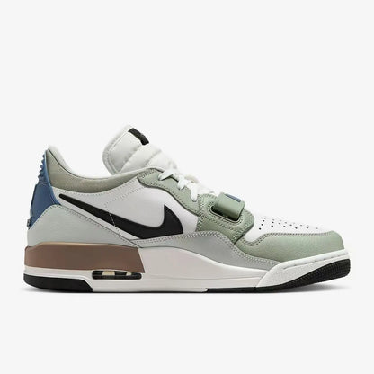 Sneakers Nike 3-in-1 in patchwork multicolore, modello retrò, bianche/grigie/verdi, con chiusura a velcro, scarpe casual alla moda HV5970-101