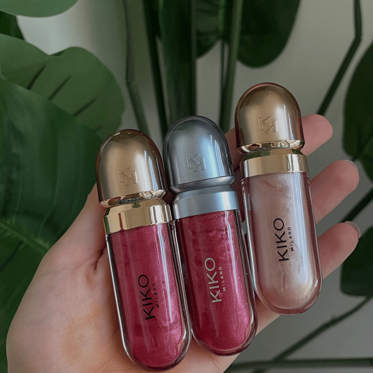 KIKO MILANO Lucidalabbra Idratante 3D Gloss, Texture Non Appiccicosa, Lunga Durata, Facile da Sfumare, Tonalità Infinita