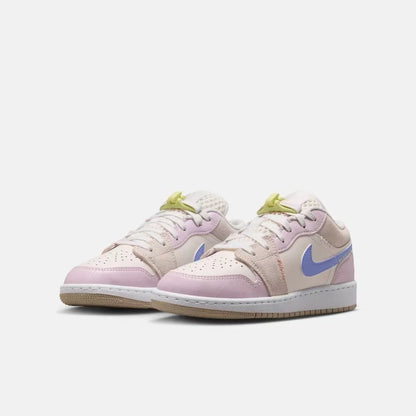 Sneakers Nike Jordan Air 1 Low, modello a blocchi di colore rosa e viola, stile macaron, IW2019-141.