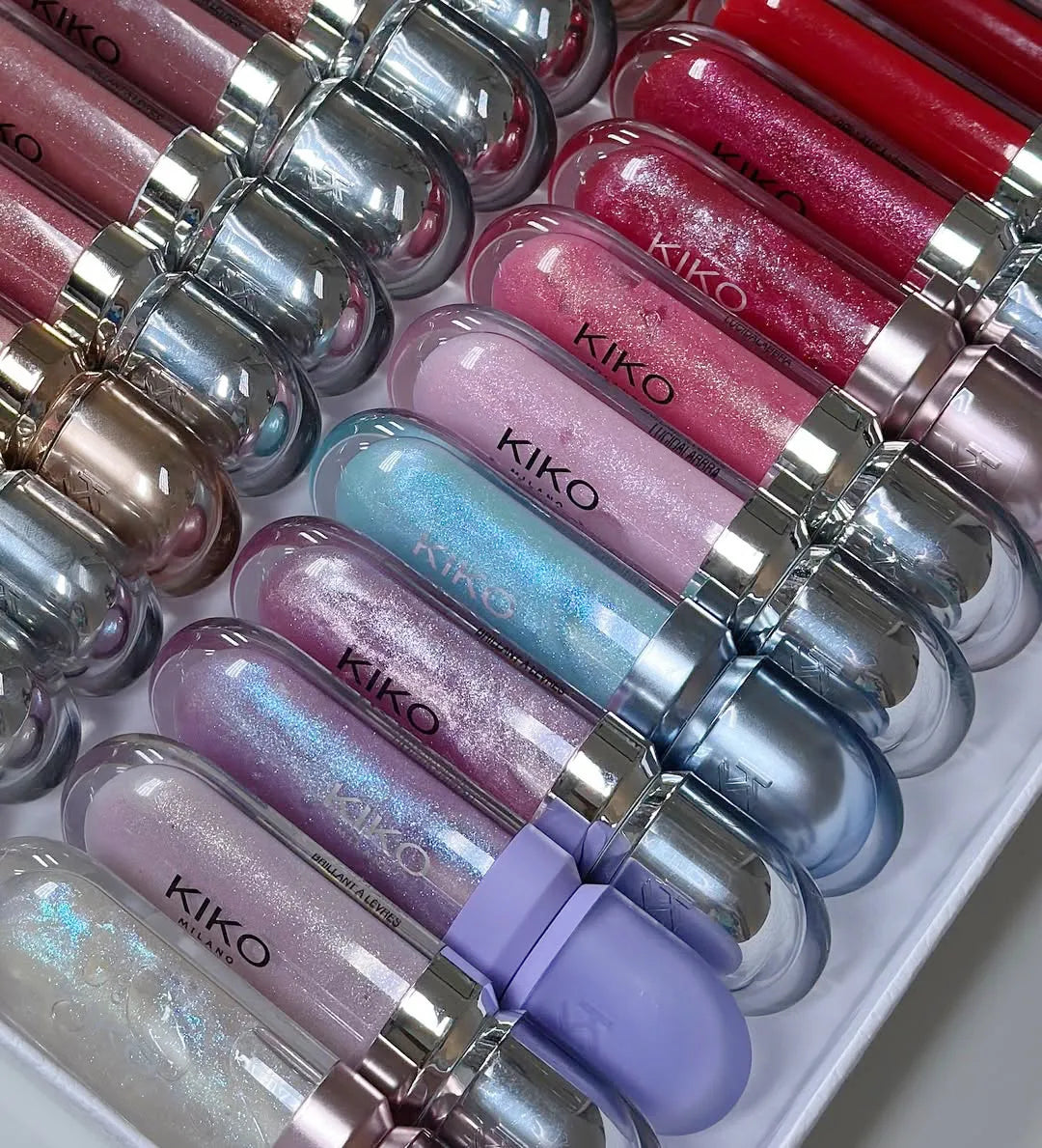 KIKO MILANO Lucidalabbra 3D Hydra, Effetto Labbra Voluminose e Lucenti, Non Appiccicoso, Idratante, Lunga Durata, Brillante, Cosmetico Quotidiano per Labbra
