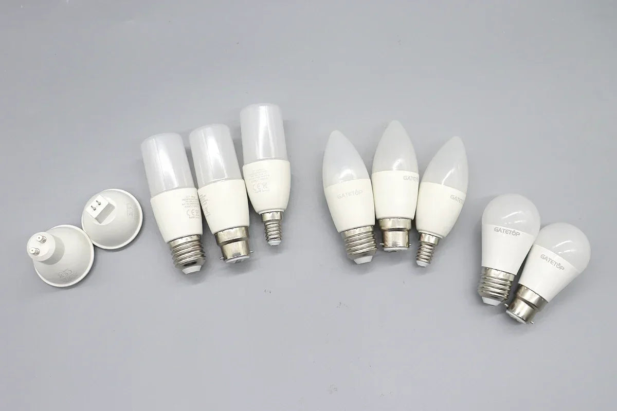 Lampadina intelligente regolabile a 3 temperature di colore CCT AC100-240V 3W 9W Lampadina LED GU10 MR16 E27 Luce spot Temperatura colore per l'illuminazione domestica
