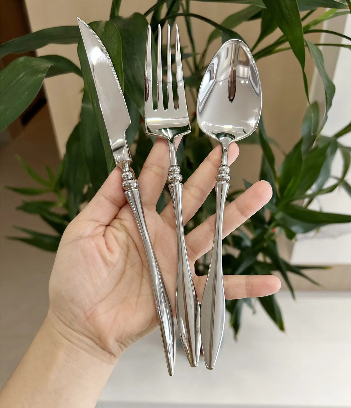 Set di posate per bistecche in acciaio inossidabile 304 di alta qualità, 6 pezzi, coltello, forchetta e cucchiaio creativi e rinforzati, stoviglie per hotel e ristoranti