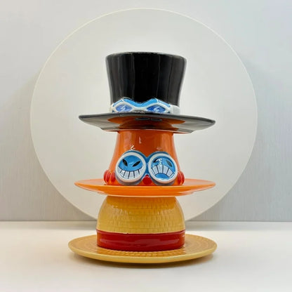 Tazza da caffè e piattino del fumetto Tazze d'acqua a forma di cappello creativo Cosplay Anime Chopper Ace Sabo Tazza in ceramica Piatto da dessert Regali