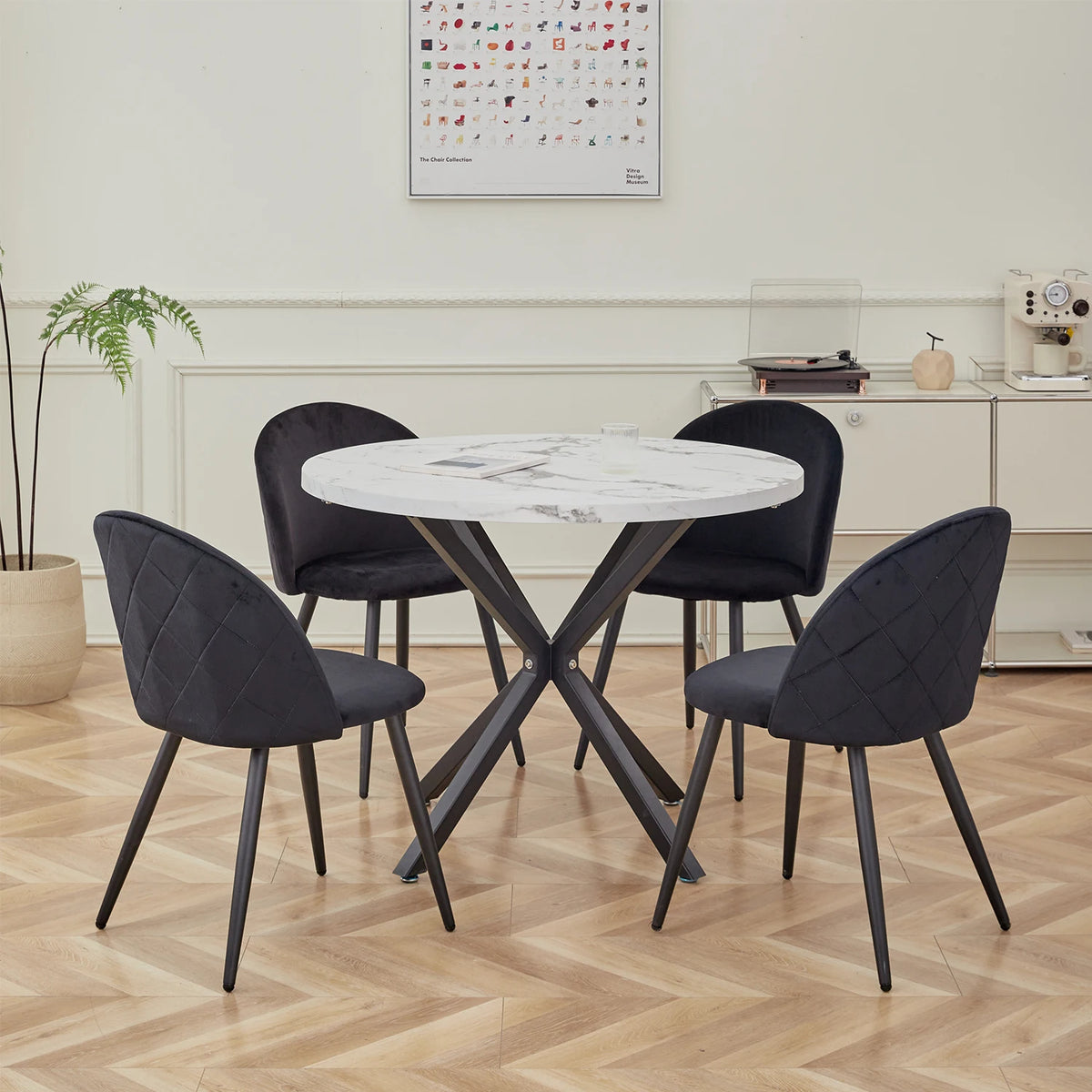 Un Set di 4 sedie da pranzo nordiche da cucina camera da letto comò in velluto Party sedie da pranzo di lusso moderne Design mobili per la casa unici
