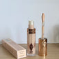 Charlotte, correttore, fondotinta liquido e cipria fissante, a lunga tenuta, controllo dell’oleosità, resistente all’acqua, facile da usare, Tilbury Cosmetics.
