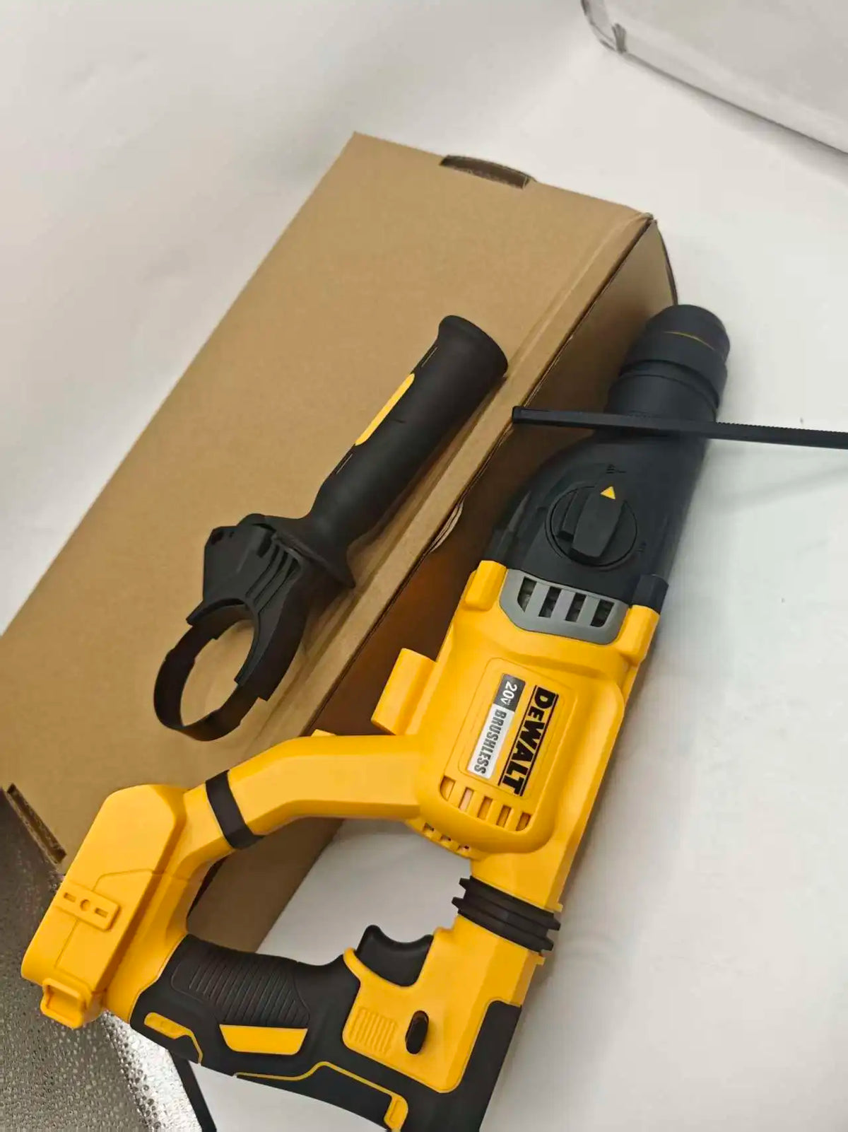 Martello Rotante Portatile Senza Spazzole DEWALT DCH263 28MM 1-1/8 pollici, Trapano a Percussione Elettrico al Litio 3-in-1 20V