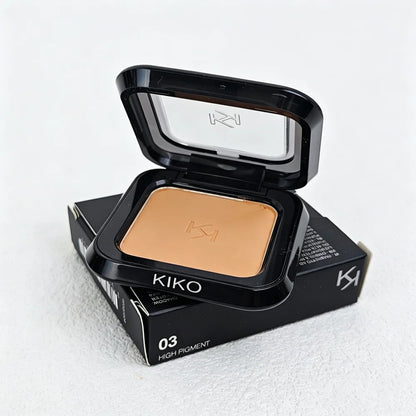 Fondotinta in Polvere KIKO Milano e Ombretto Resistente all'Acqua, Controllo del Sebo, Lunga Durata, Finitura Opaca, Alta Pigmentazione, Effetto Scintillante, Minimizza i Pori, Regalo Perfetto