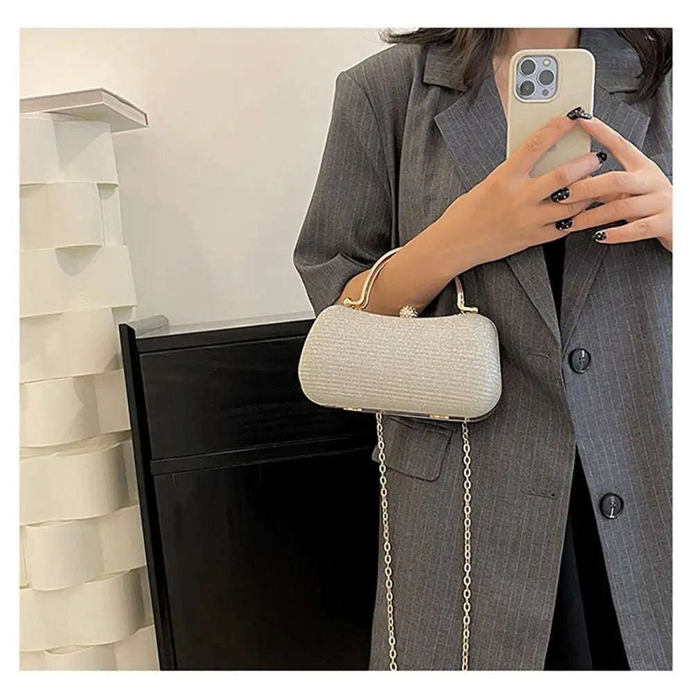 Borsa da sera da donna con perline da sposa Borsa da pranzo Borse a tracolla a catena Elegante pochette con strass Borsa da sera a forma di uovo