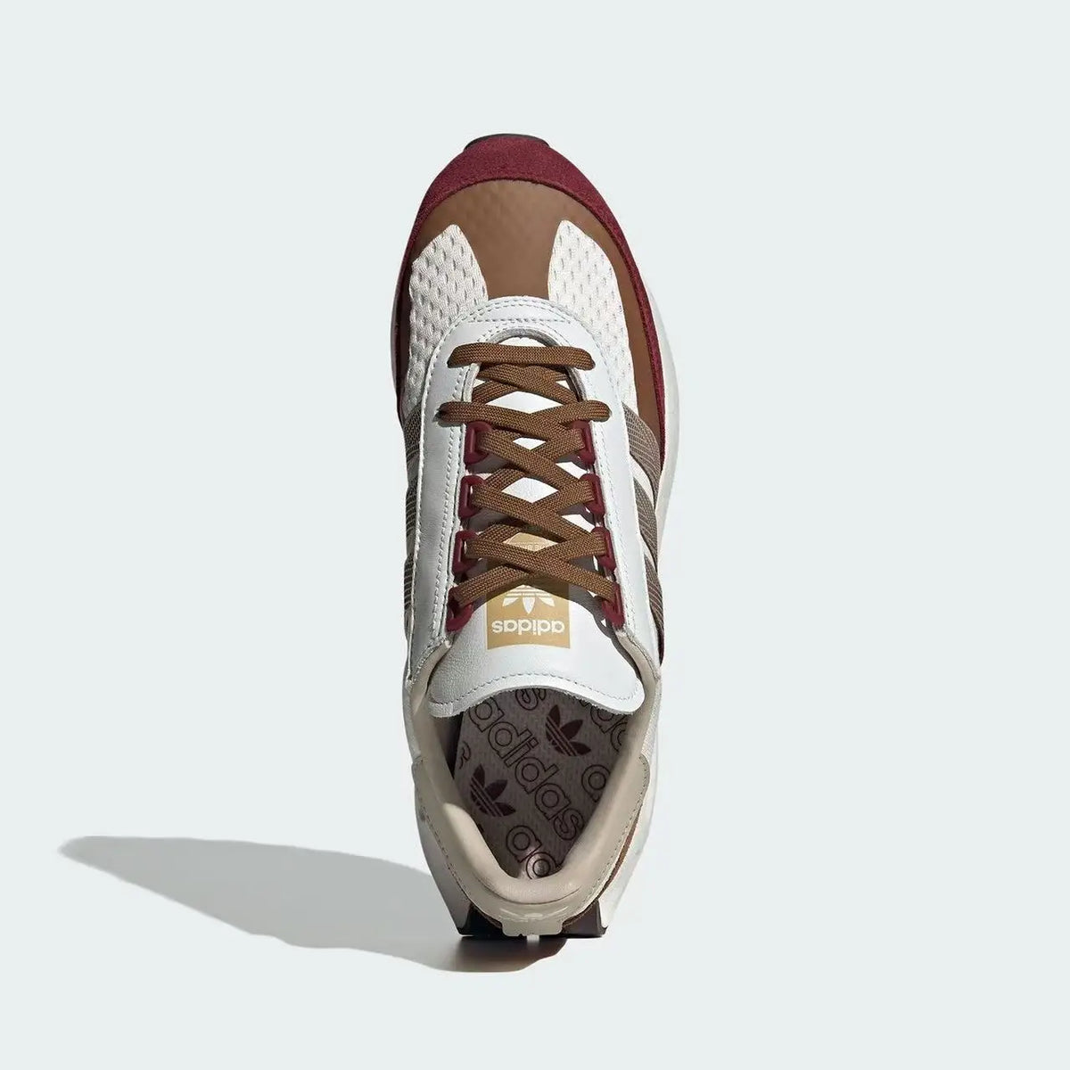 Scarpe da corsa casual Adidas, realizzate in tessuto traspirante, con suola spessa, modello «dad shoes» che slancia la figura, scarpe sportive unisex, modello JI2529.