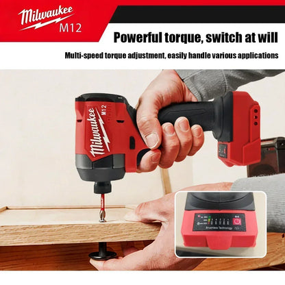 Cacciavite elettrico Milwaukee M12, potente cacciavite a batteria, ideale per lavori di manutenzione domestica e progetti fai-da-te (batteria non inclusa).