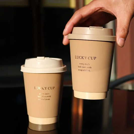 50 pz 330/400/500 ml Bicchieri di carta usa e getta Marrone Stampa a caldo Tazza di tè al latte con coperchio Boccale di caffè per bevande calde e fredde a doppio strato
