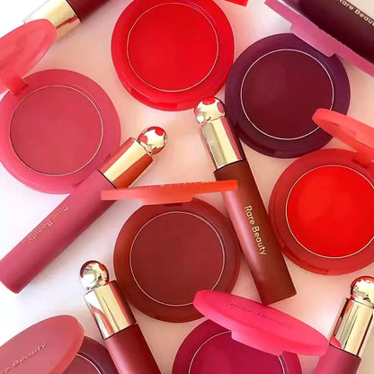 Rossetto Liquido Soft Pinch di Rare Beauty, Non Appiccicoso, Lunga Durata, Non Sbiadisce, Effetto Patate Purè, Colori Delight, Hope, Happy