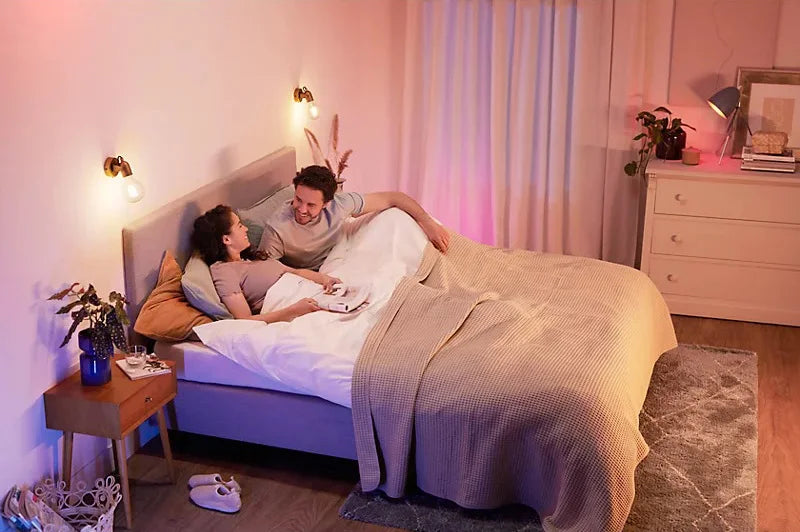 Philips 2PCS LED Smart E27 Lampadine WiZ 8.5W Wi-Fi e Bluetooth 220-240V Full Color EyeComfort Luce smerigliata dimmerabile A Lampade