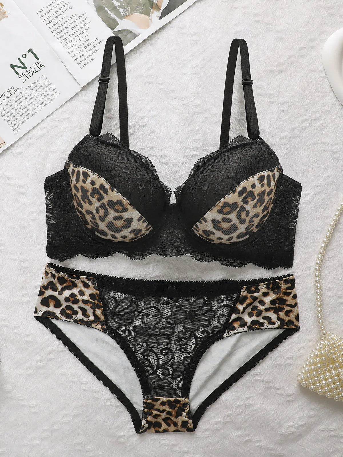 Bralette da donna in pizzo con stampa leopardata sexy con anello in acciaio Lingerie comoda biancheria intima di sollevamento set di biancheria intima a triangolo B2076