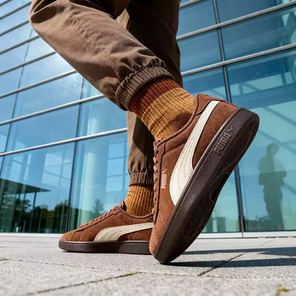 Sneaker Casual Retro PUMA in Pelle Scamosciata con Suola Morbida, Resistenti e Adatte per la Città, Scarpe Sportive Semplici a Taglio Basso 390984-35