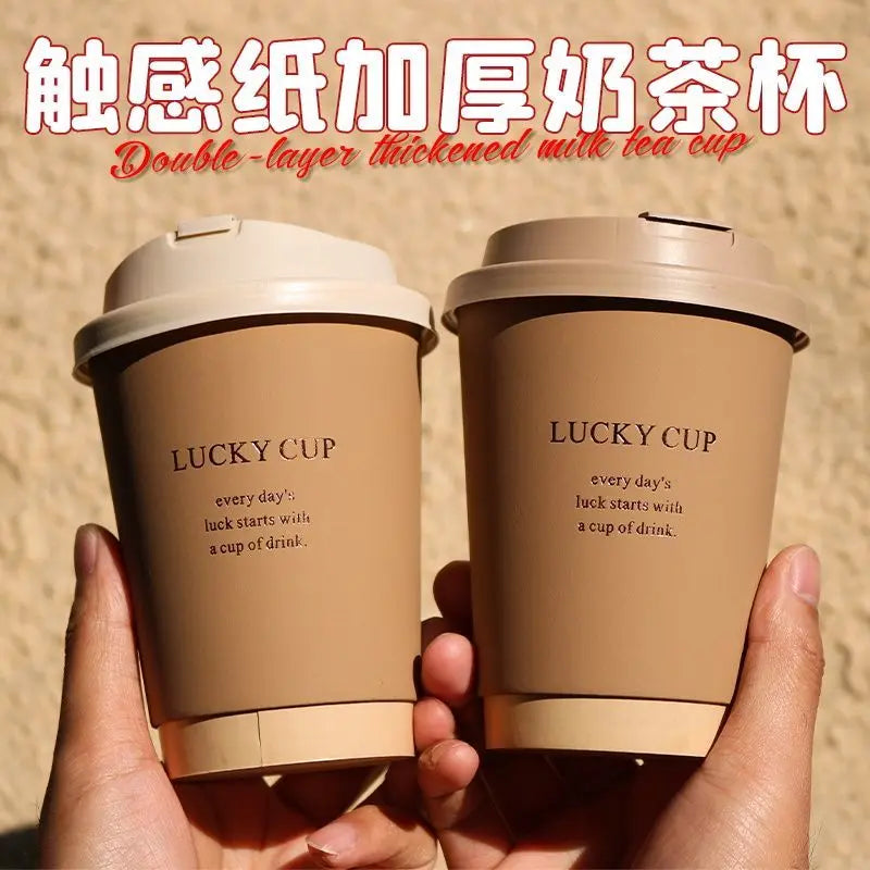 50 pz 330/400/500 ml Bicchieri di carta usa e getta Marrone Stampa a caldo Tazza di tè al latte con coperchio Boccale di caffè per bevande calde e fredde a doppio strato