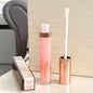 Charlotte, lucidalabbra al gusto di frutta, blush in polvere colorata, stick, tubetto rosa e oro, rossetto facile da applicare, Tilbury Cosmetics.