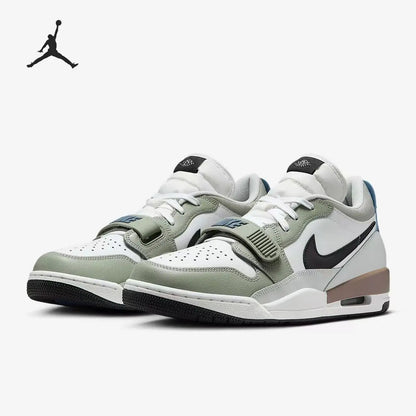 Sneakers Nike 3-in-1 in patchwork multicolore, modello retrò, bianche/grigie/verdi, con chiusura a velcro, scarpe casual alla moda HV5970-101