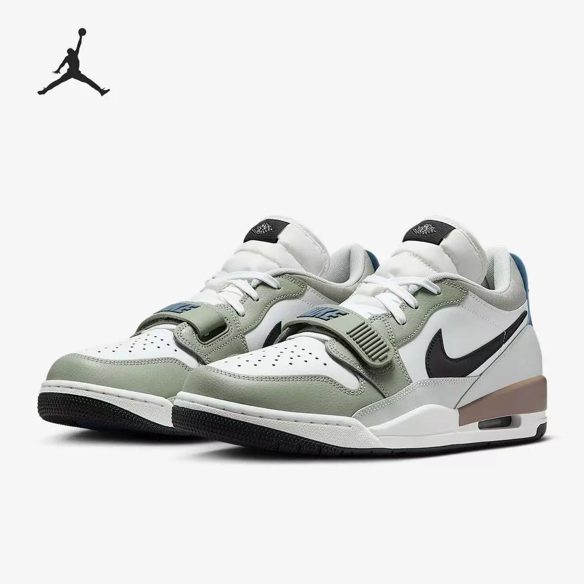 Sneakers Nike 3-in-1 in patchwork multicolore, modello retrò, bianche/grigie/verdi, con chiusura a velcro, scarpe casual alla moda HV5970-101