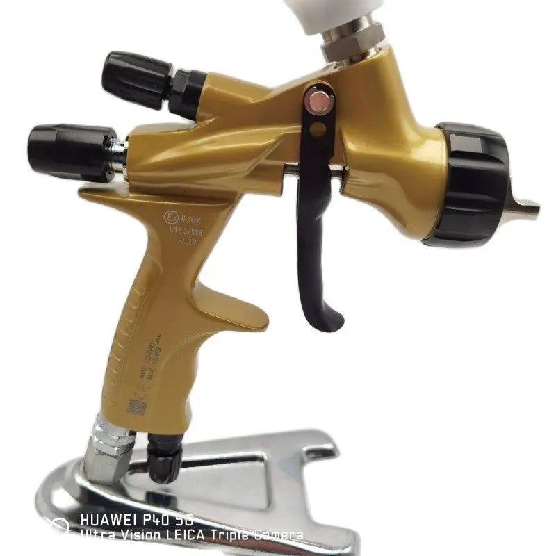 8800B Pistola a spruzzo 1.3/1.7/2.0mm Ugello in acciaio inossidabile Pistola a spruzzo ad aria Ad alta atomizzazione Strumenti di spruzzatura per auto professionali Aerografo