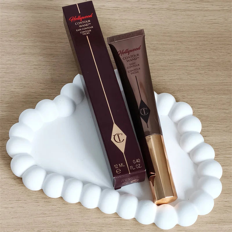 Charlotte Tilbury Highlight Spotlight Brightening Air Cushion Pen, Penna Illuminante in Polvere Cosmetica ad Alta Lucentezza, Blush Air Cushion Pen Star Makely