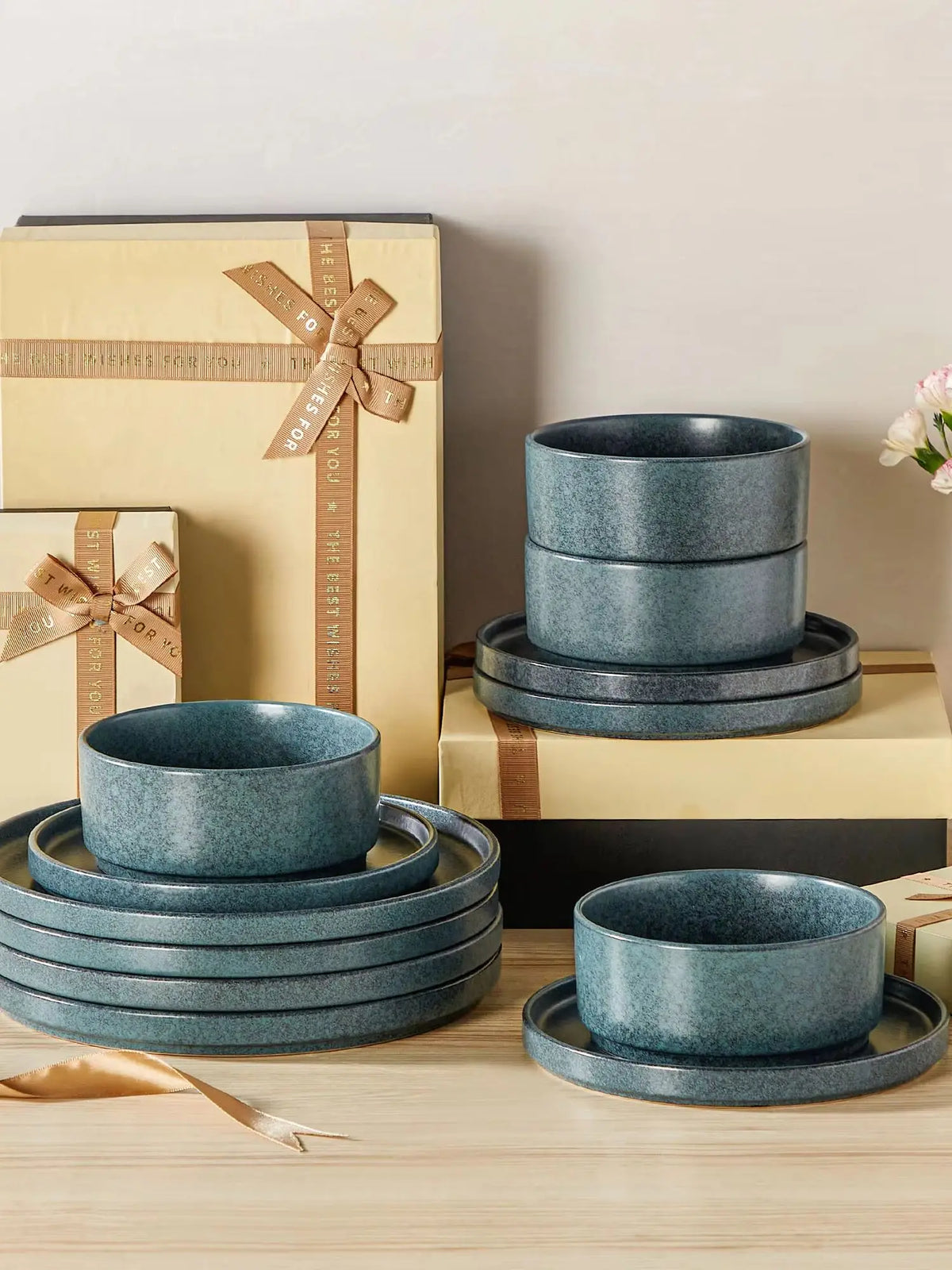 Vancasso WEBB Set di stoviglie in gres da 12 pezzi, include piatti piani, piatti da dessert e ciotole per cereali, per 4 persone