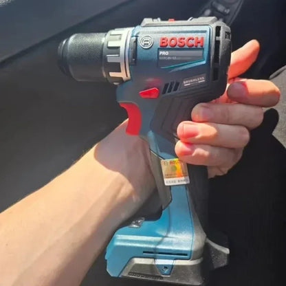 Trapano elettrico Bosch GSR18V-52, 52 Nm, resistente e robusto, con mandrino in metallo per avvitare e forare con elevata precisione.