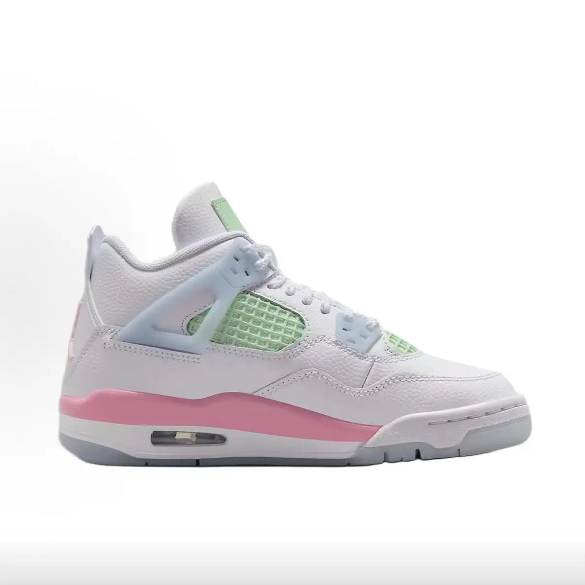 Scarpe da basket Nike White Color-Blocked Macaron, modello medio, in colori pastello rosa, blu e verde, ideali per il tempo libero, IB7068-100.