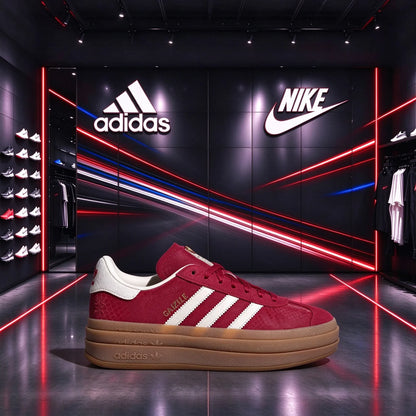 Sneakers Adidas Edizione Capodanno, stampa serpente color rosso vino con triple strisce bianche, scarpe con plateau JQ5977