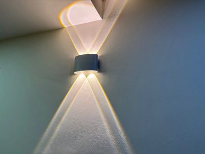 Lampada da parete a LED IP65 AC86-265V/DC12V-24V Illuminazione da giardino impermeabile per esterni Lampada da parete per scale per camera da letto interna in alluminio