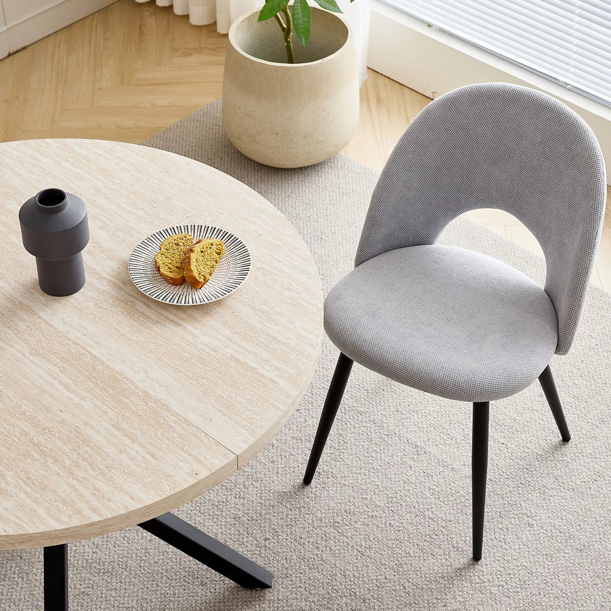 Tavolo da pranzo rotondo in stile nordico EGOONM, 100 cm, piano in MDF, gambe in metallo nero, ideale per sala da pranzo, cucina e arredamento della casa.