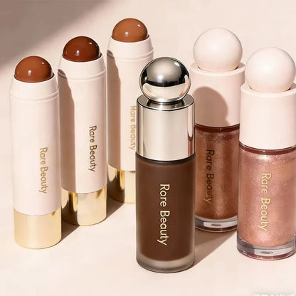Rare Beauty Soft Pinch Liquid Blush: Fard Liquido Effetto Seta, Liscio e Duraturo, per un Effetto Naturale e Luminoso Senza Cuciture