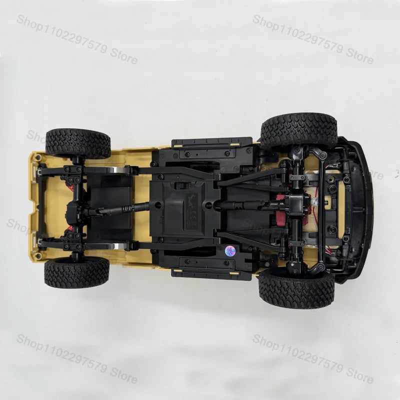 MN82 Pickup 4WD Off-Road PRO Aggiornato, Auto RC in Scala 1:12 con Fari, Giocattolo Telecomandato 2.4G, Regalo per Bambini, Gioco all'Aperto