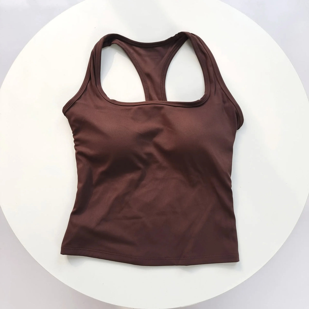 Reggiseno sportivo da donna con scollo quadrato e schiena incrociata, con imbottiture fisse antiurto per yoga, pilates, corsa e palestra