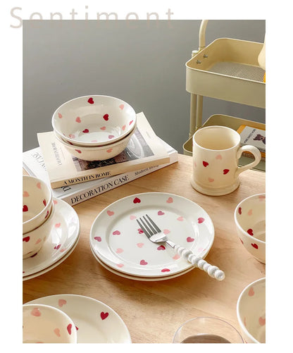 Set di stoviglie in ceramica a forma di cuore, piatto piano, insalatiera di riso, tazza da caffè, amore giapponese, regalo caldo per San Valentino