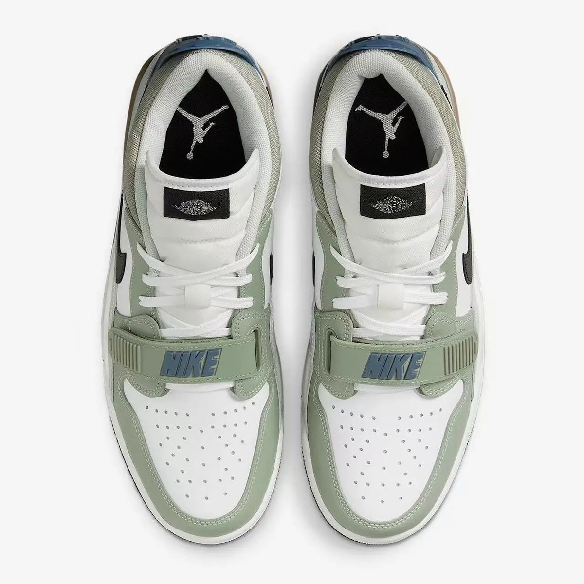 Sneakers Nike 3-in-1 in patchwork multicolore, modello retrò, bianche/grigie/verdi, con chiusura a velcro, scarpe casual alla moda HV5970-101