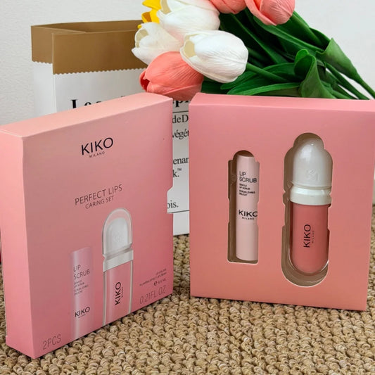 Set Duo per la Cura delle Labbra KIKO: Scrub Esfoliante e Lucidalabbra Volumizzante in Crema, Idratante, Riduce le Rughe Sottili delle Labbra, Labbra Secche e Screpolate, Confezione Regalo
