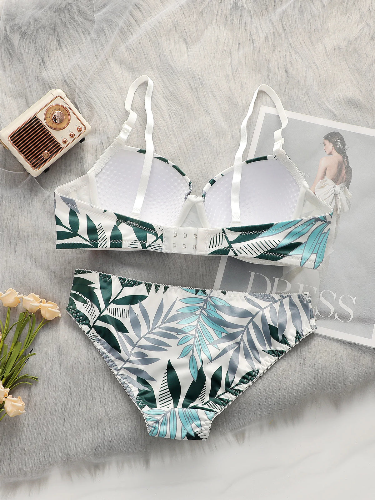 Set di biancheria intima sexy da donna Set di biancheria intima con anello in acciaio con raccolta di 3/4 tazze di foglie stampate A2137