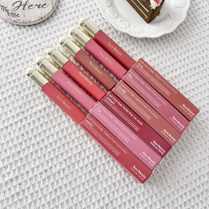 Rare Beauty Rossetto Liquido Opaco Impermeabile, Non Appiccicoso, Lunga Durata, Non Sbiadisce, Delight Hope Happy Wonder